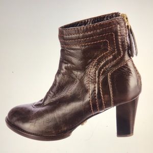 Chloe Ankle Boots, size IT 38.5